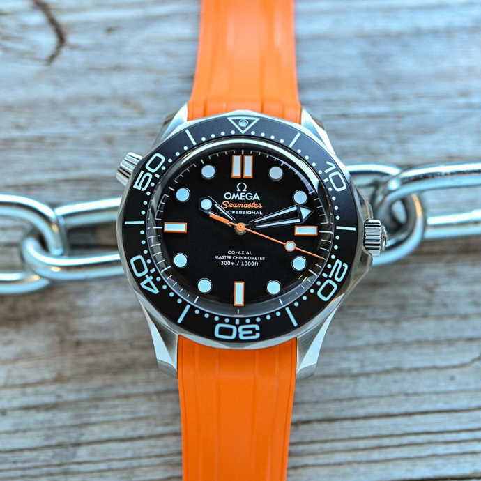 Две новые модели Seamaster Diver 300M No-Date Orange