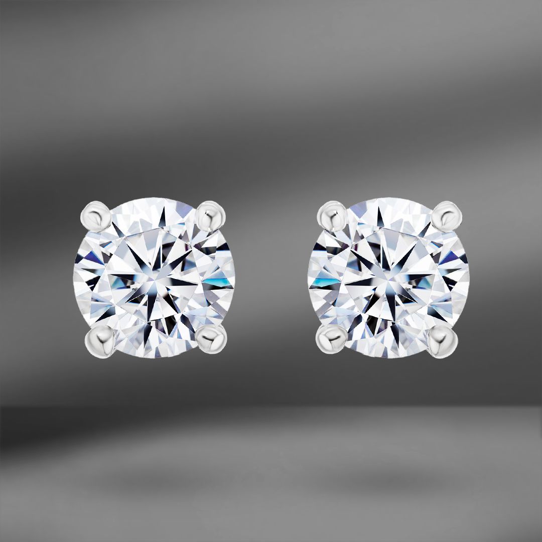 Пусеты из платины Tiffany & Co. Solitaire