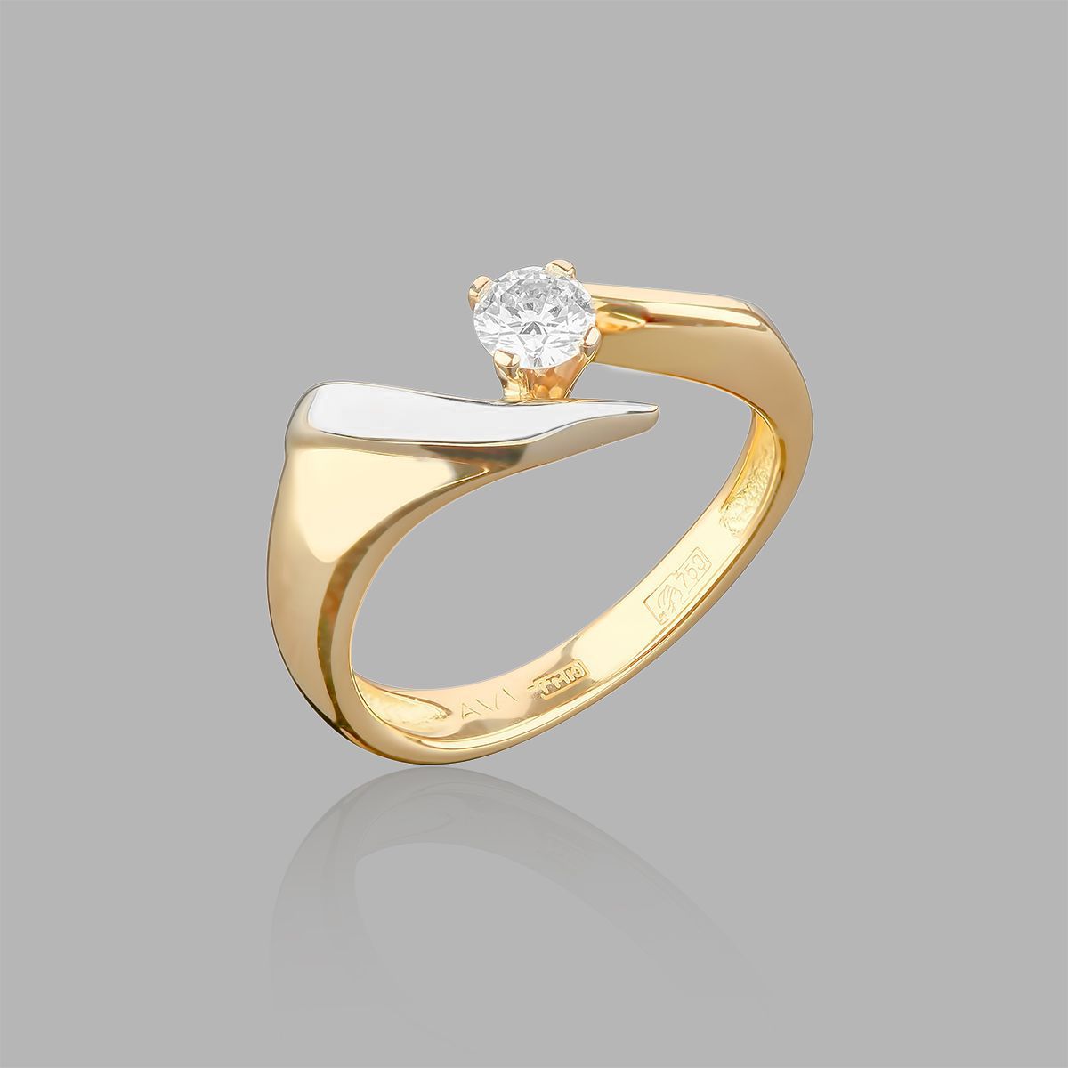 Золотое кольцо с бриллиантом 0.28Ct