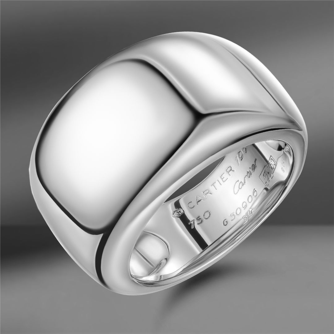 Золотое кольцо Cartier Nouvelle Vague Dome