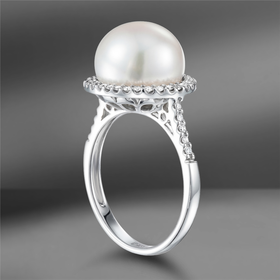 продажа Золотое кольцо с жемчугом и бриллиантами 0.21 Ct в салоне «Emporium Gold»