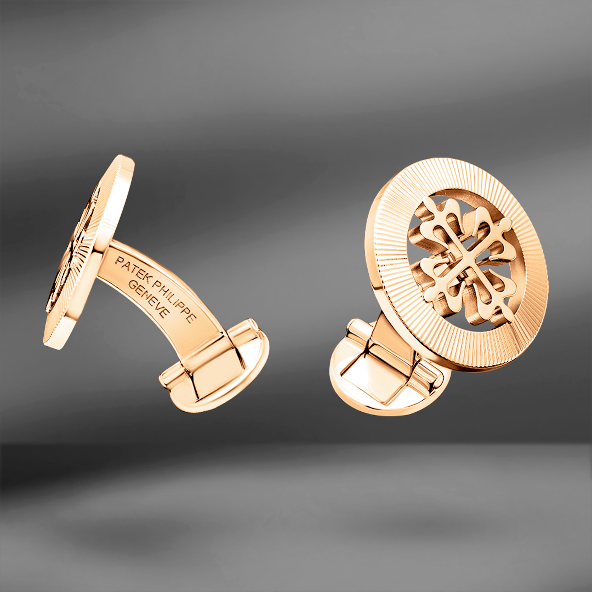 продажа Запонки из желтого золота Patek Philippe Calatrava в салоне «Emporium Gold»