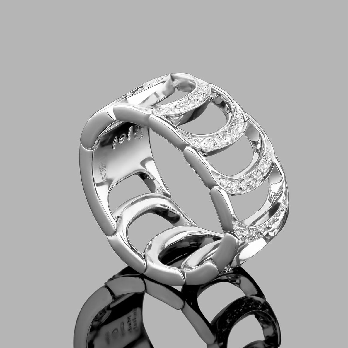 Золотое кольцо с бриллиантами Damiani Damianissima