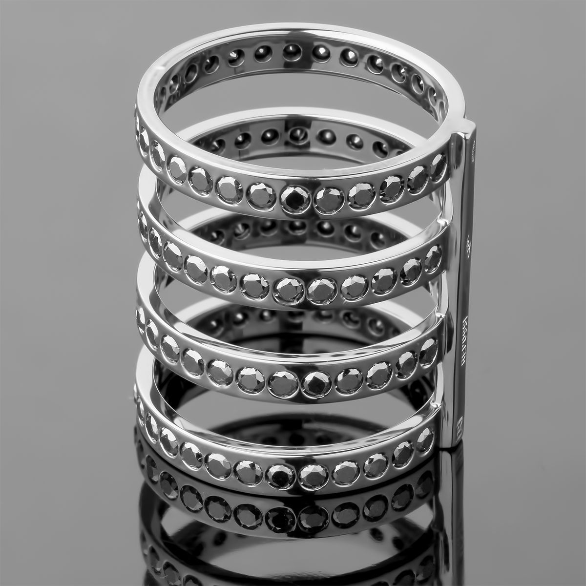 Золотое кольцо Repossi с бриллиантами 4Ct