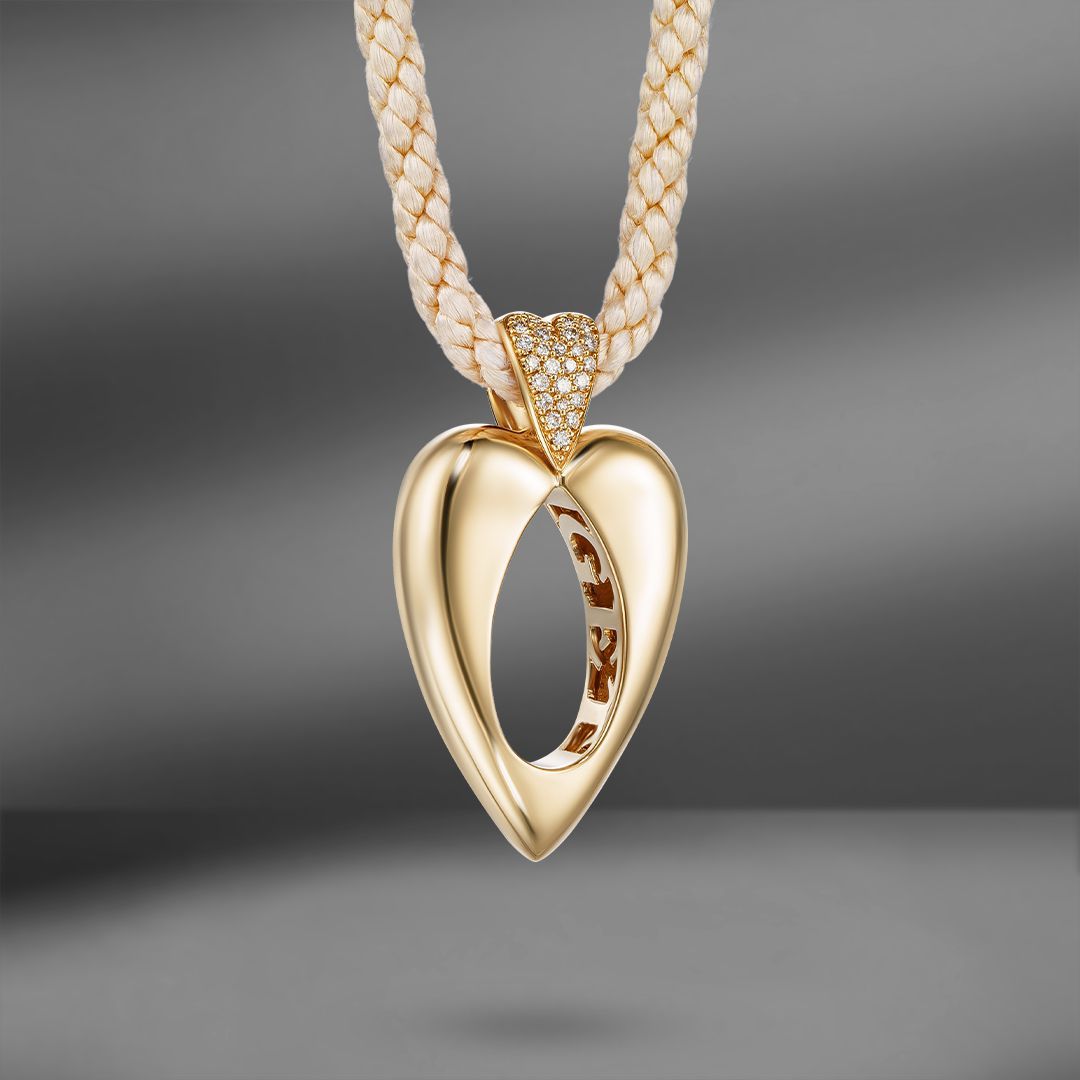 Золотая подвеска Piaget Heart 0.36 Ct