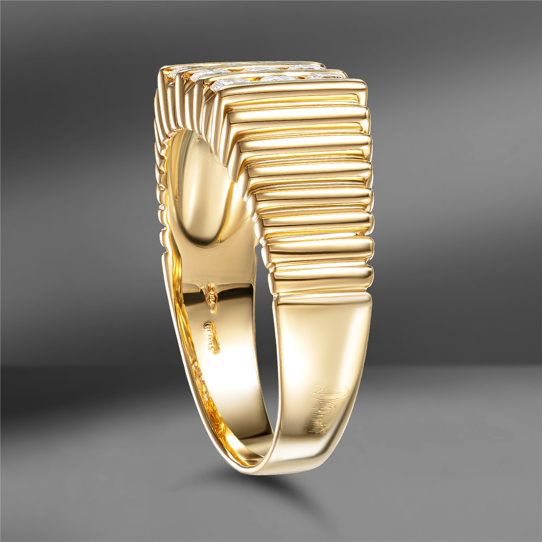 продажа Золотое кольцо Damiani Vintage с бриллиантами  в салоне «Emporium Gold»