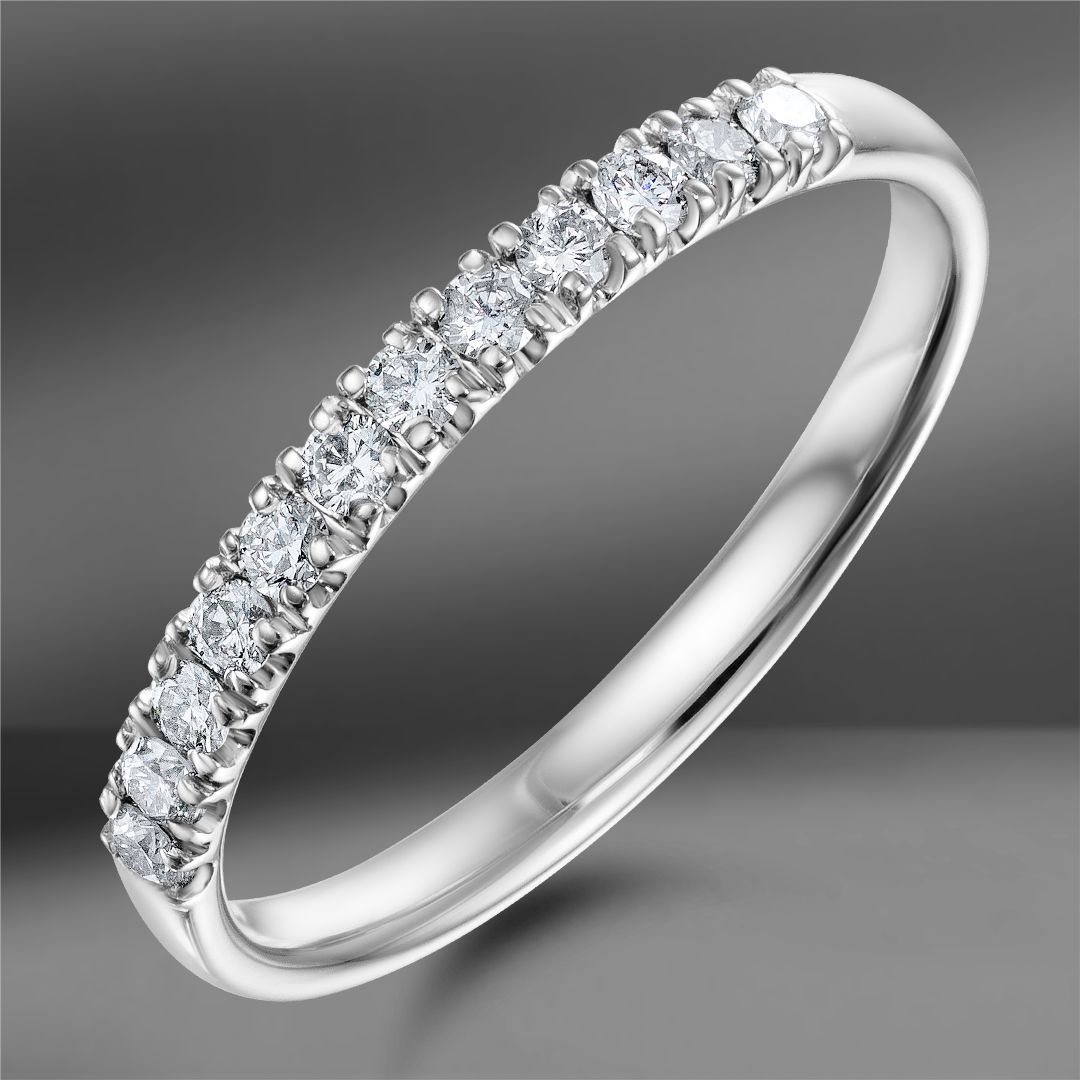 Золотое кольцо с бриллиантами 0.18 Ct
