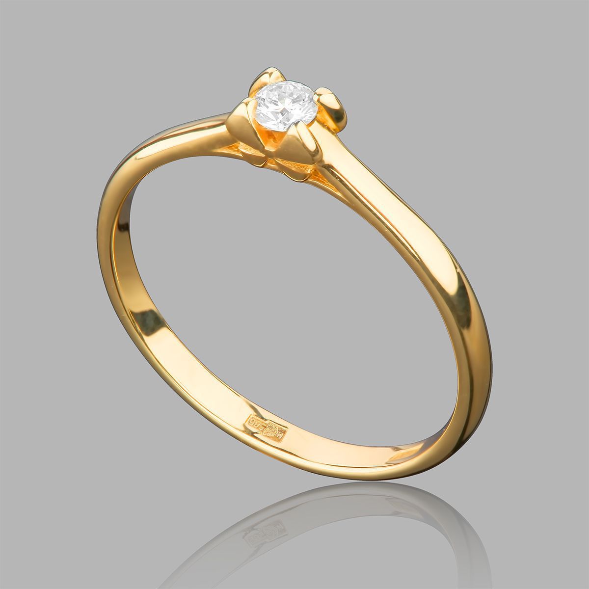Золотое кольцо с бриллиантом 0.09Ct