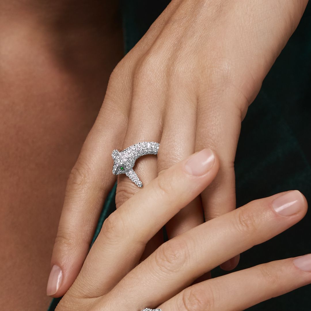 продажа Золотое кольцо с бриллиантами Boucheron Kaa в салоне «Emporium Gold»