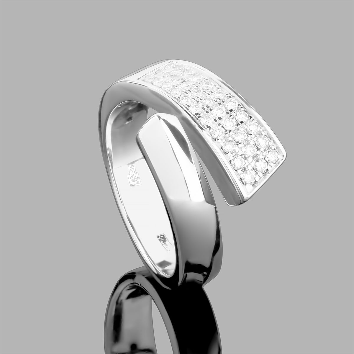 Золотое кольцо с бриллиантами 0.45Ct