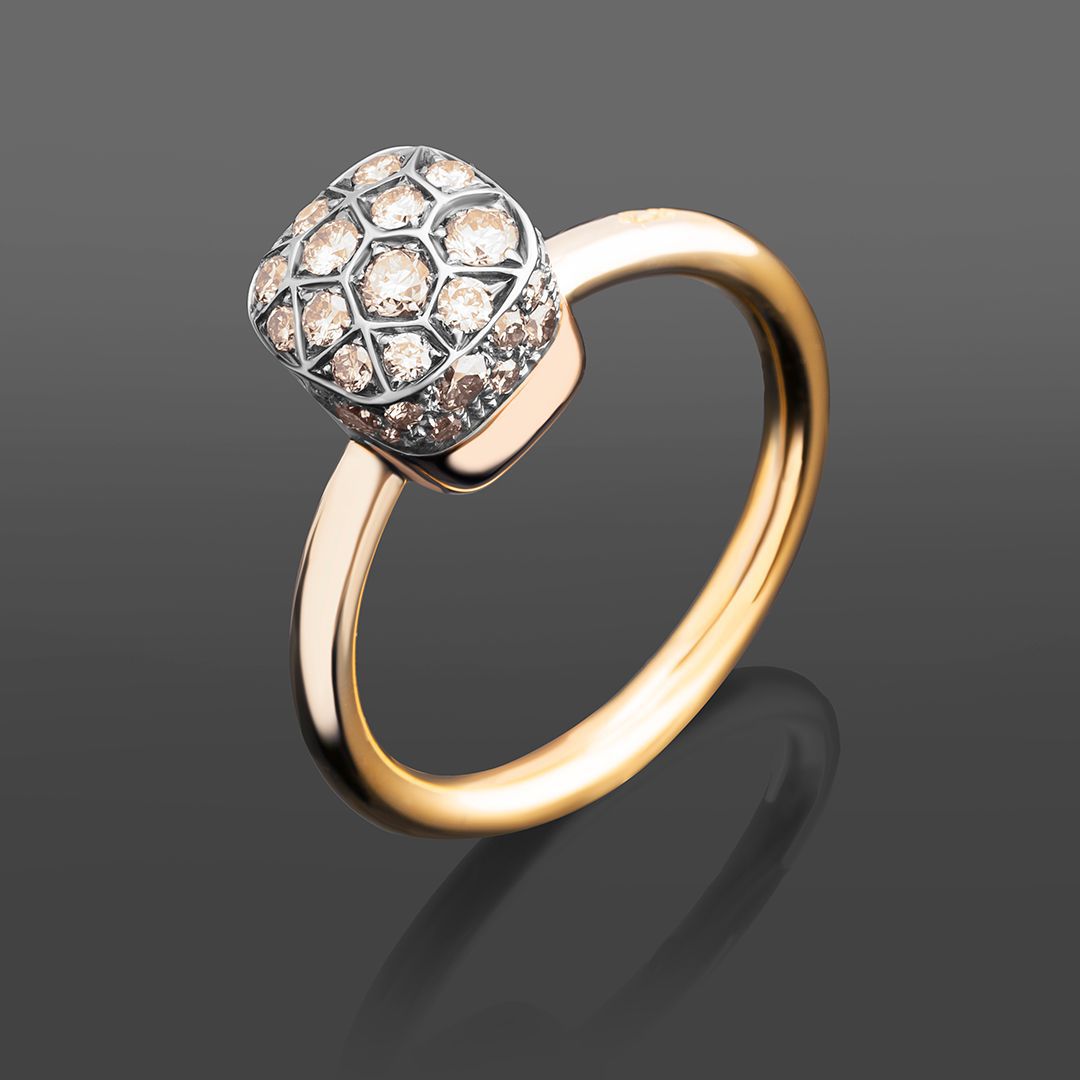 Золотое кольцо с бриллиантами Pomellato Nudo