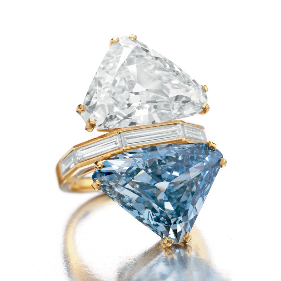 Кольцо Bvlgari Two-Stone Diamond 