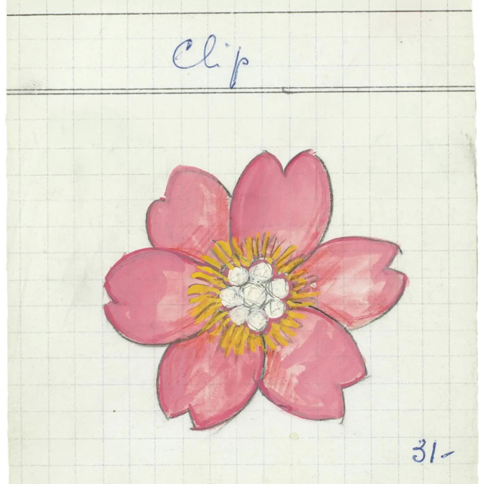 Ювелирные зимние цветы Rose de Noël Дом Van Cleef & Arpels изготавливает из коралла, бирюзы, перламутра, оникса и даже из дерева