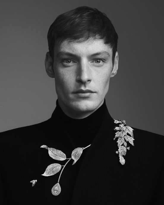 Колье «Знак вопроса» Rosier («Роза»), браслет Mauve («Мальва»)