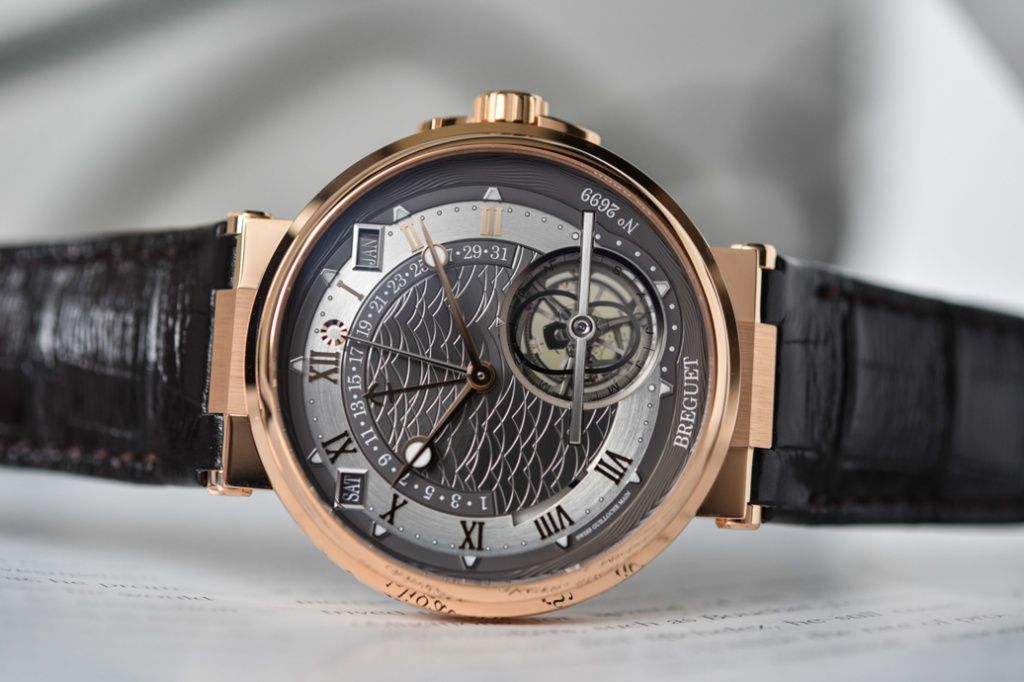 Часы Breguet Marine Équation Marchante 5887 из платины и розового золота, 2017 год