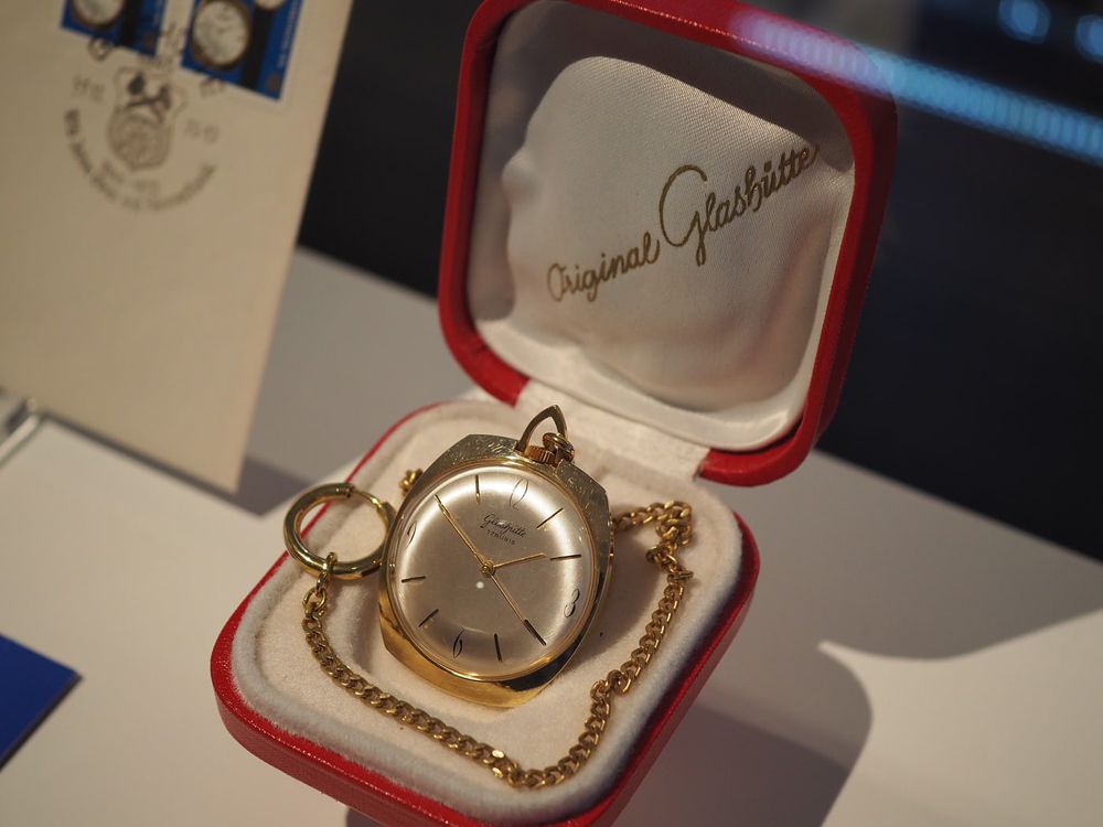 Часы немецких часовщиков Glashütte 