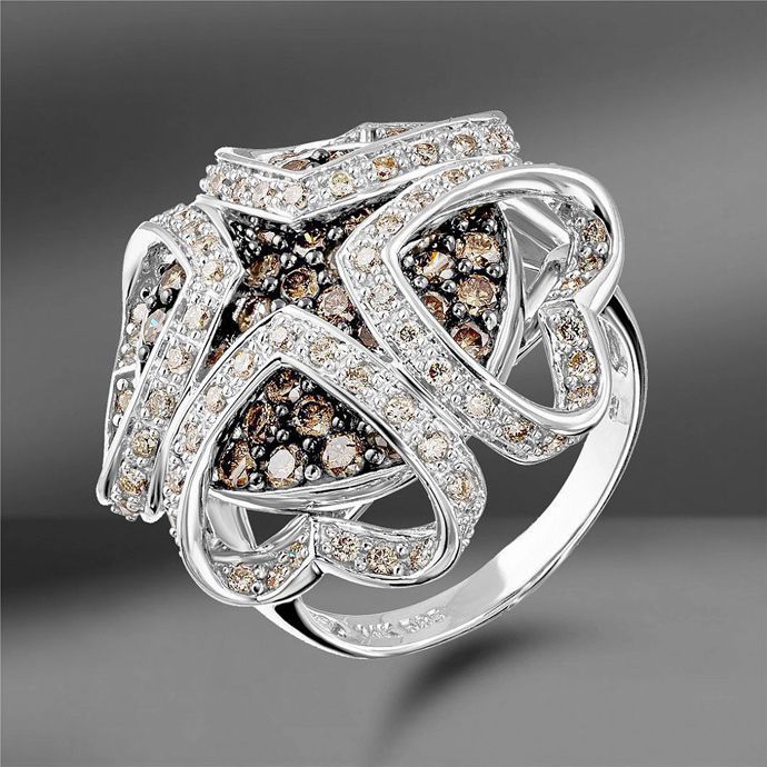 Серьги и кольцо с бриллиантами