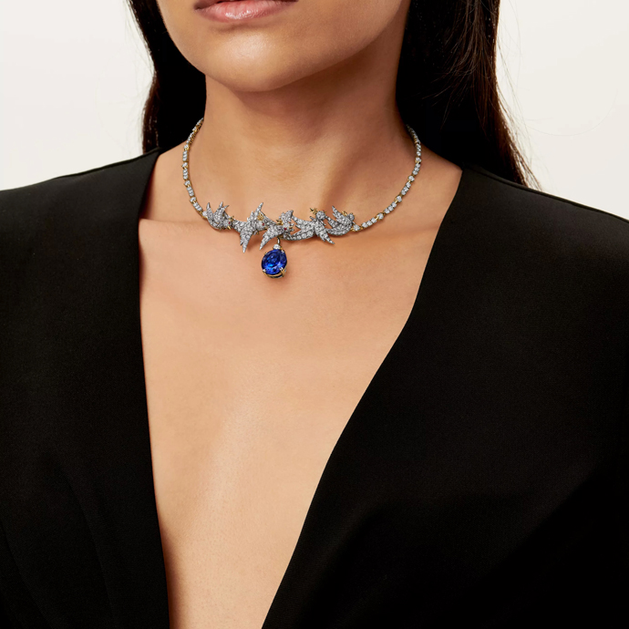 Два колье Высокого ювелирного искусства с танзанитом и бирюзой из обновленной коллекции Bird on a Rock by Tiffany