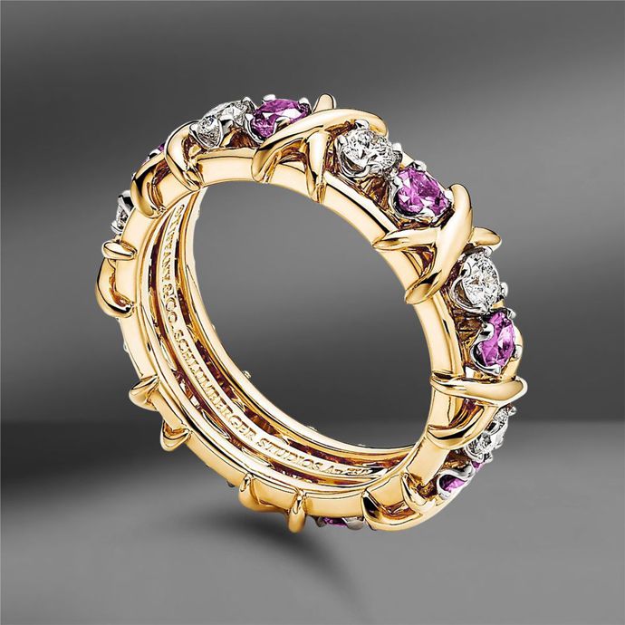 Культовые дизайны Жана Шлюмберже: кольца и браслеты Sixteen-Stone, броши Bird On A Rock и Fish, запонки Acorn