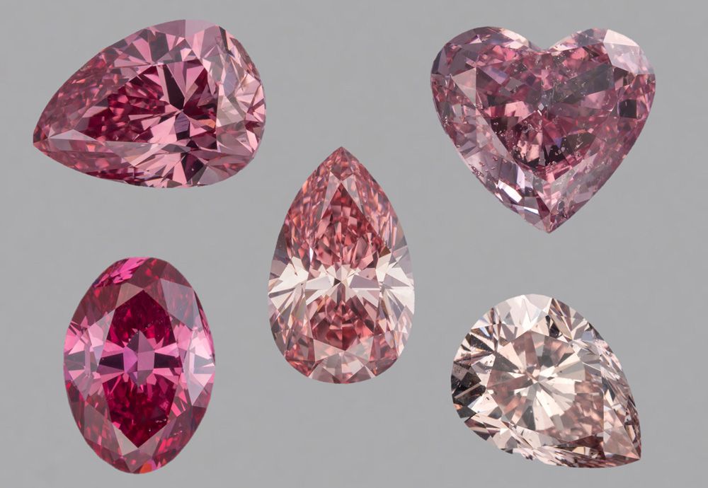 Пять бриллиантов оттенка Fancy Pink из коллекции Уинстона