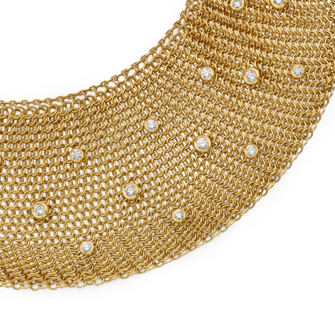 Золотое биб-колье Elsa Peretti, проданное на аукционе Sotheby's за 19,2 тысячи долларов США