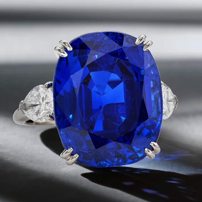 Кольцо Van Cleef & Arpels с сапфиром весом 26,55 карата