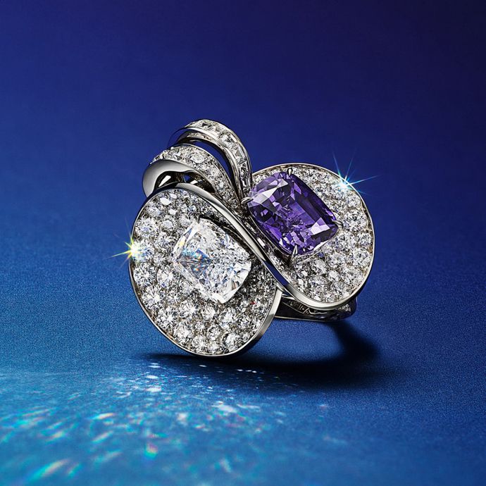 Брошь, ожерелье и кольцо Unicorn из коллекции Tiffany & Co. Blue Book 2024 Céleste