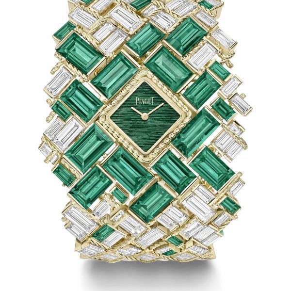 Часы-манжета с мозаикой из изумрудов и бриллиантов
