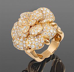 продажа Золотое кольцо Chanel "Camellia" Flower в салоне «Emporium Gold»